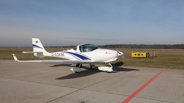 Aquila 210